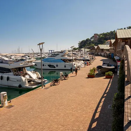 Garden & Sea View - Free Beach Access And Garage - Wifi Varazze Exterior photo